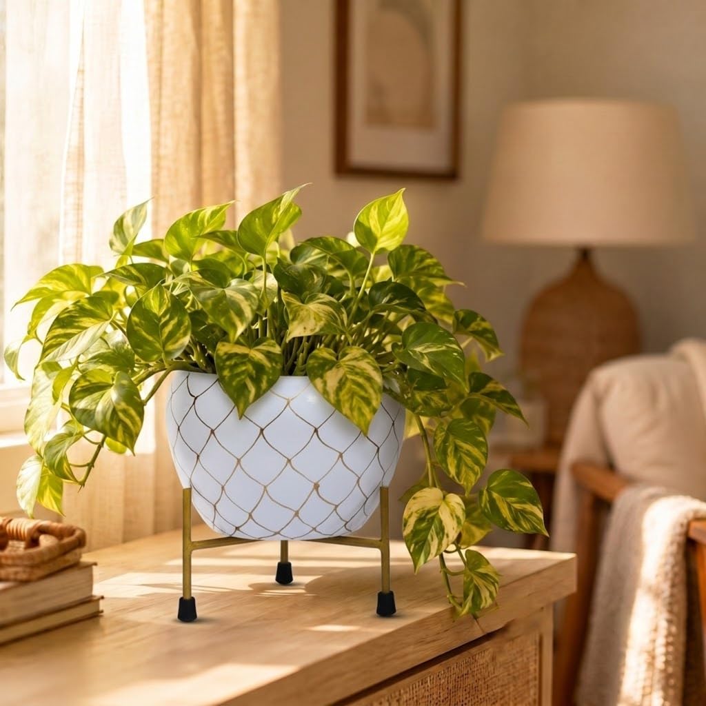 Geometric Checks Planter pot with Stand